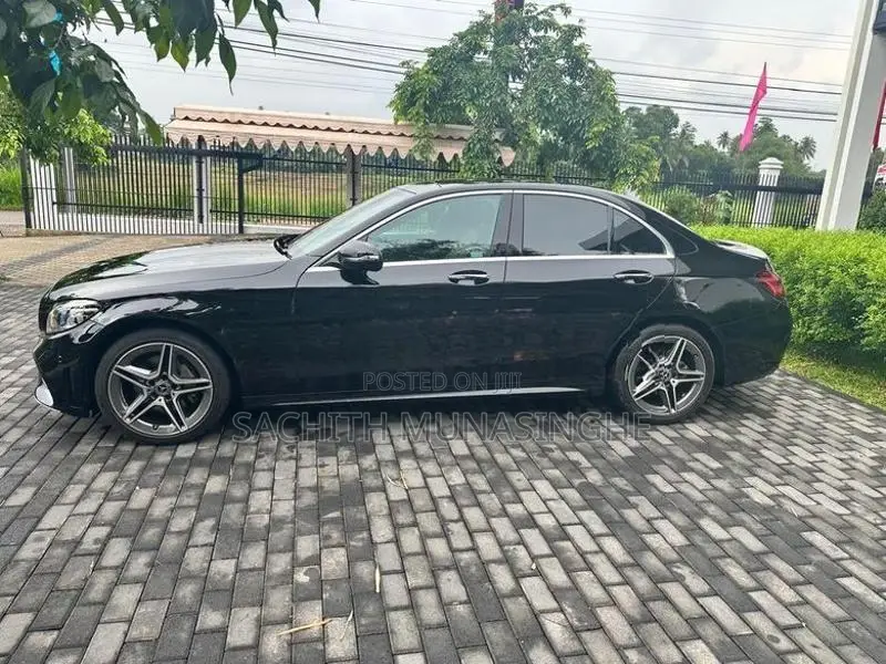 Mercedes Benz C200 Premium Plus 2019
