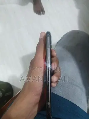 Apple iPhone X (Used)