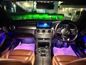 Mercedes Benz C200 Premium Plus 2019
