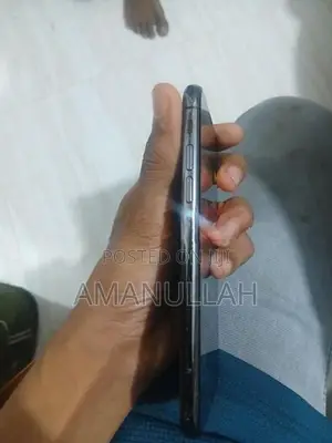 Apple iPhone X (Used)