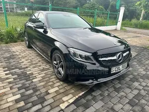 Mercedes Benz C200 Premium Plus 2019
