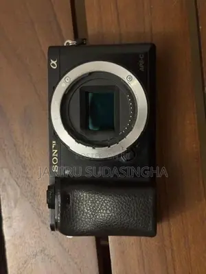 Sony A6000