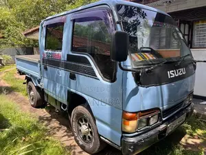 Isuzu Crew Cab Cabin
