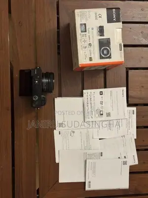 Sony A6000