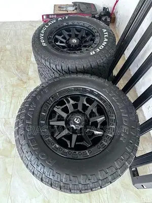 18” Rims with 285/65R18 Tires