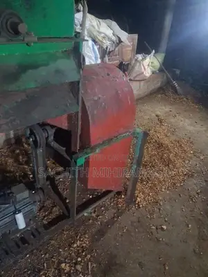 Coconut Husk Cutter Machine