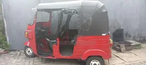 Bajaj RE 2015