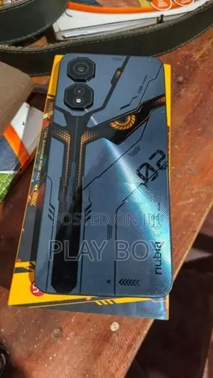 ZTE nubia 8GB 256GB (Used)