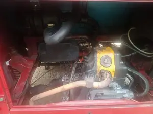 Bajaj RE 205 2013