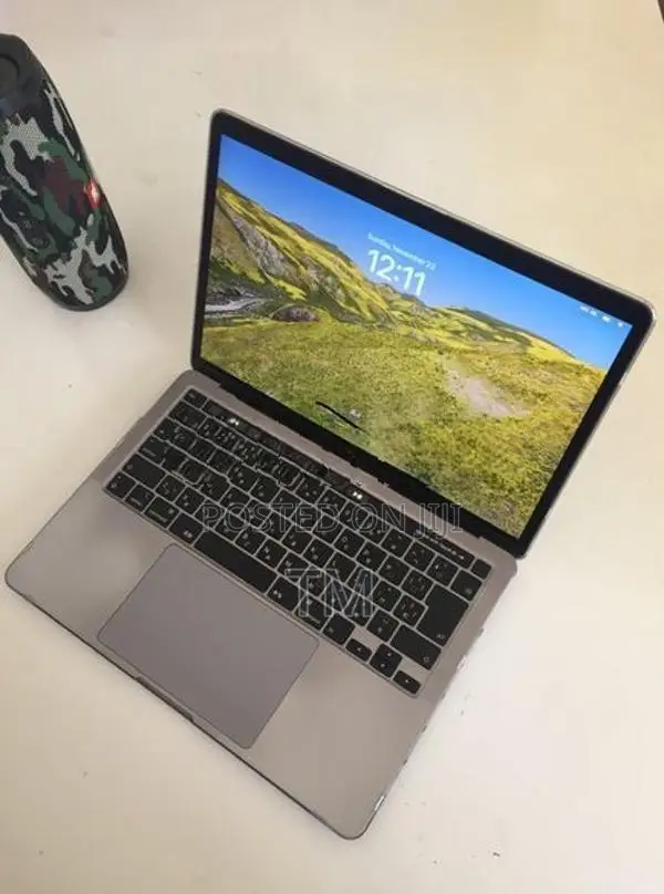 Apple MacBook Pro 2020 13" intel i5
