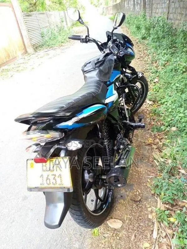 Bajaj Discover 125 2025
