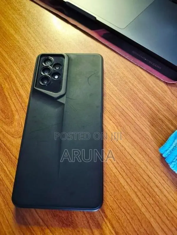 Samsung Galaxy A72 (Used)
