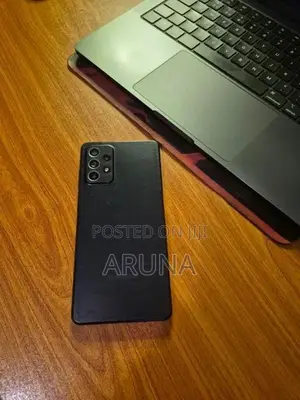 Samsung Galaxy A72 (Used)