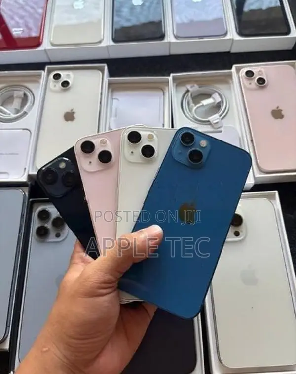 Apple iPhone 13 128GB (Used)