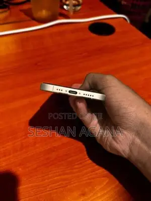 Apple iPhone 16 128GB (Used)