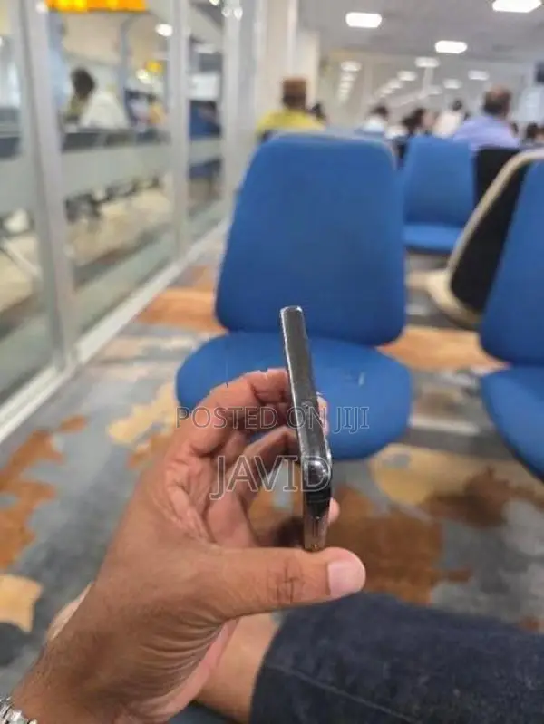 Samsung Galaxy S23 (Used)