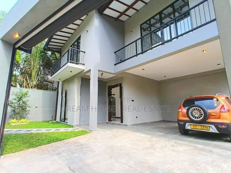 Luxury Brand New House for Sale in Homagama