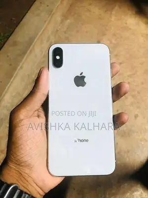 Apple iPhone X (Used)