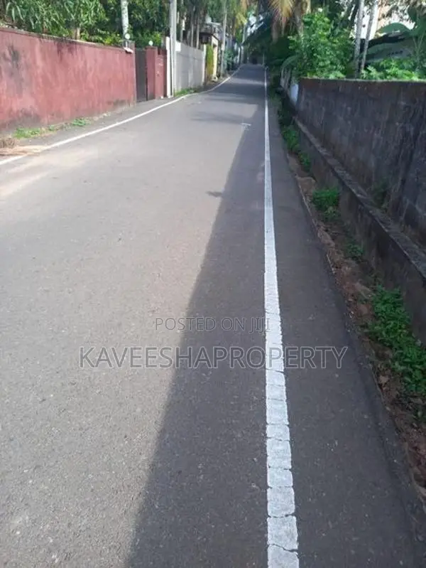 Land for Sale Battaramulla