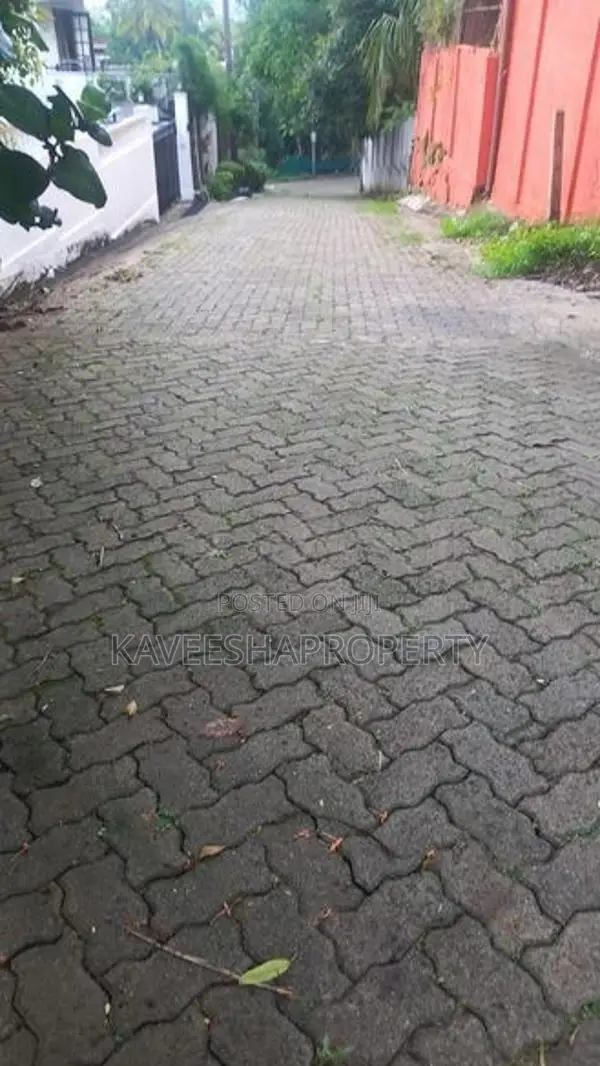 Land for Sale Battaramulla