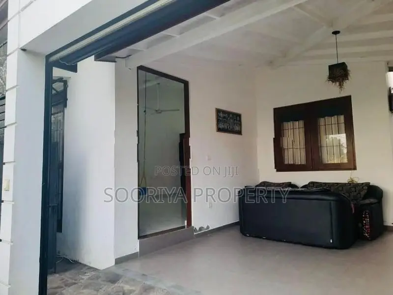 Luxury Single Storey House for Rent in Piliyandala