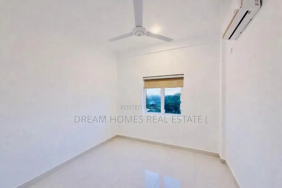Aspire Apartment – Modern 2-Bedroom Haven in Athurugiriya