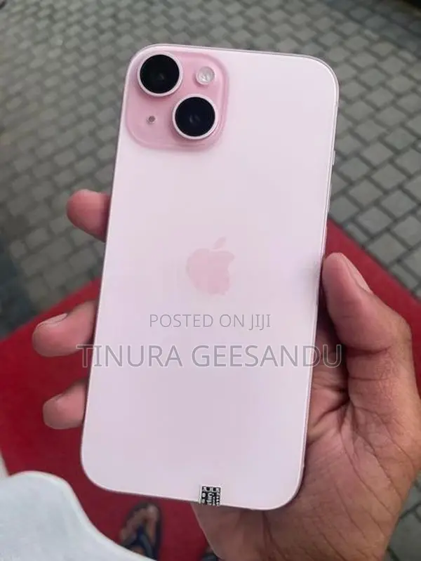 Apple iPhone 15 (Used)