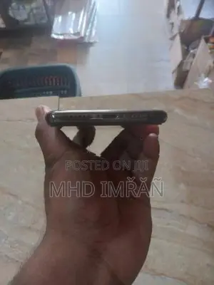 Apple iPhone XS (Used)