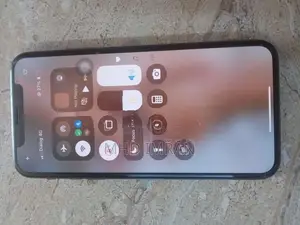 Apple iPhone XS (Used)