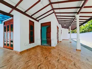 New Spacious Single Storey Quality House For Sale In Kesbewa Road