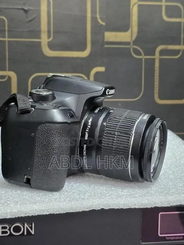 Canon 1300D