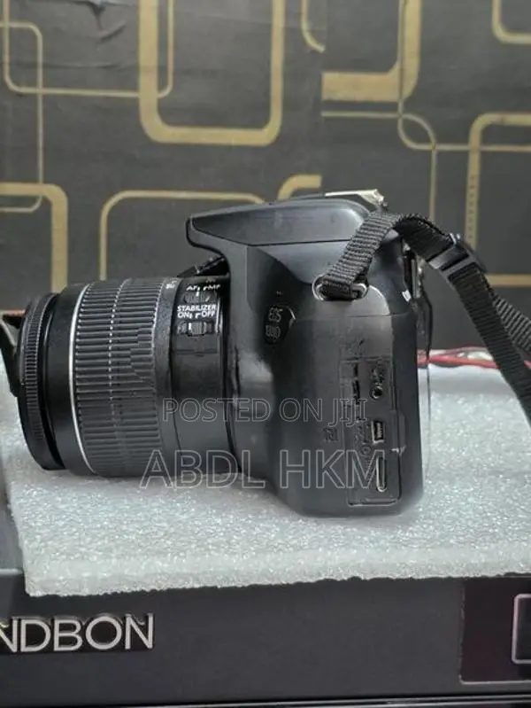 Canon 1300D