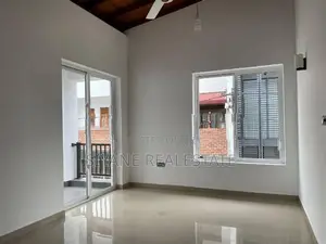 Super Luxury House for Sale in Mount Lavinia