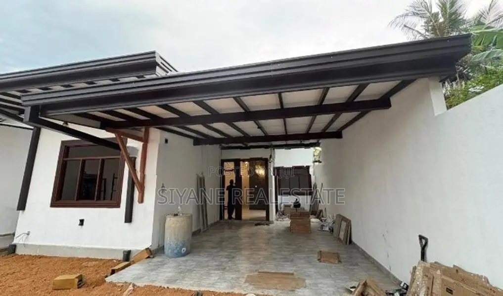 Brand New House for Sale in Athurugiriya