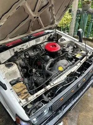 Toyota Corolla DX Wagon KE72 1983