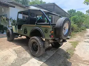 Mahindra Bolero 1989