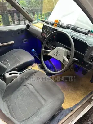 Toyota Corolla DX Wagon KE72 1983