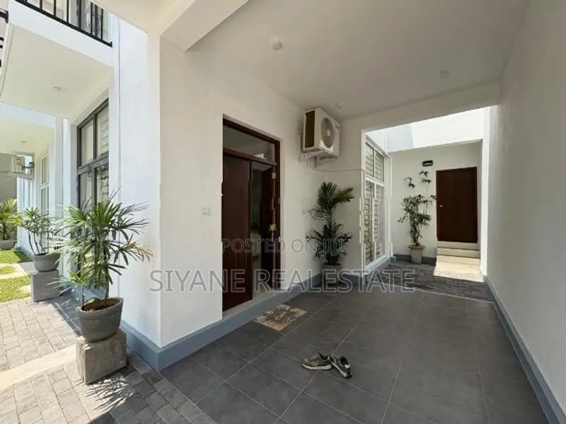 Live the Luxury Brand New House for Sale in Palawatta, Battaramulla
