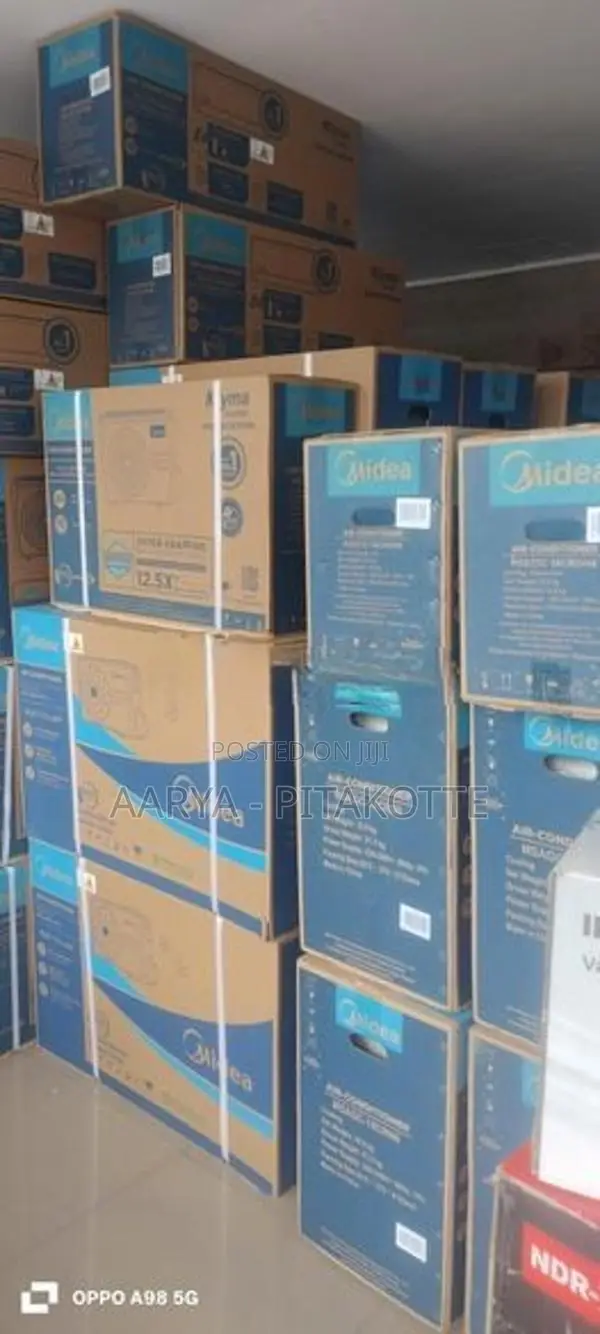 Midea Air Conditioner 12000BTU - Non inverter
