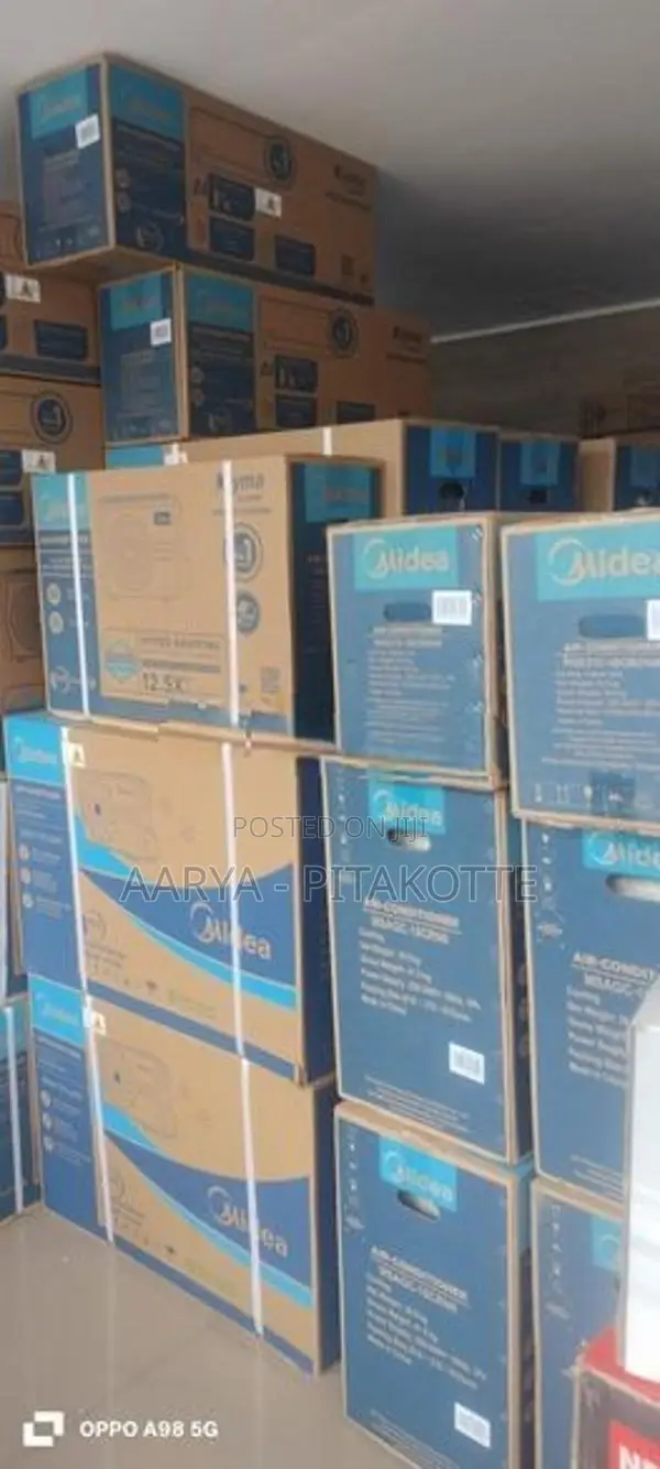 Midea Air Conditioner 12000BTU - Non inverter