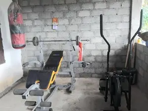Adjustable Bench Press Machine
