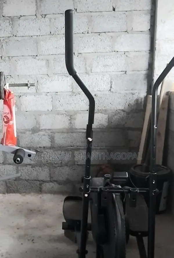 Adjustable Bench Press Machine