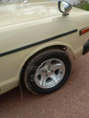 Nissan Dutsun 1978 SGL