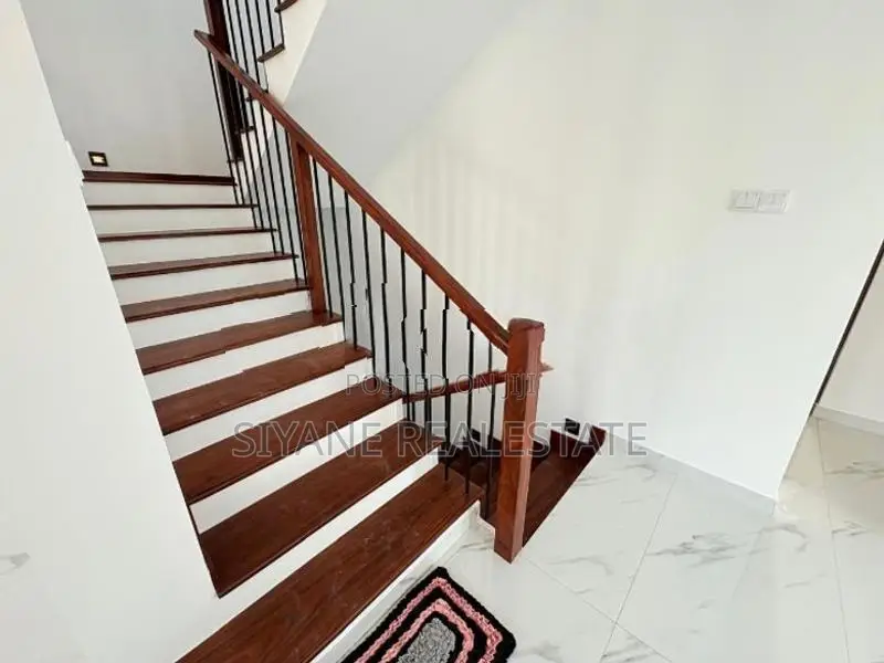 Newly Build Home for Sale Polgasovita