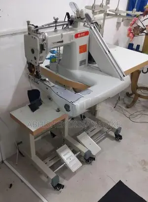 Feed of The Arm Industrial Sewing Machine