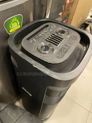 Singer Party Box