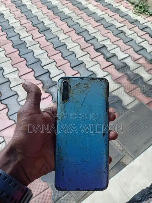 Huawei Y9s (Used)