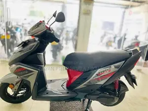 Yamaha Ray ZR Street Rally 2018