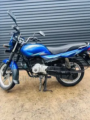 Bajaj Platina 2017