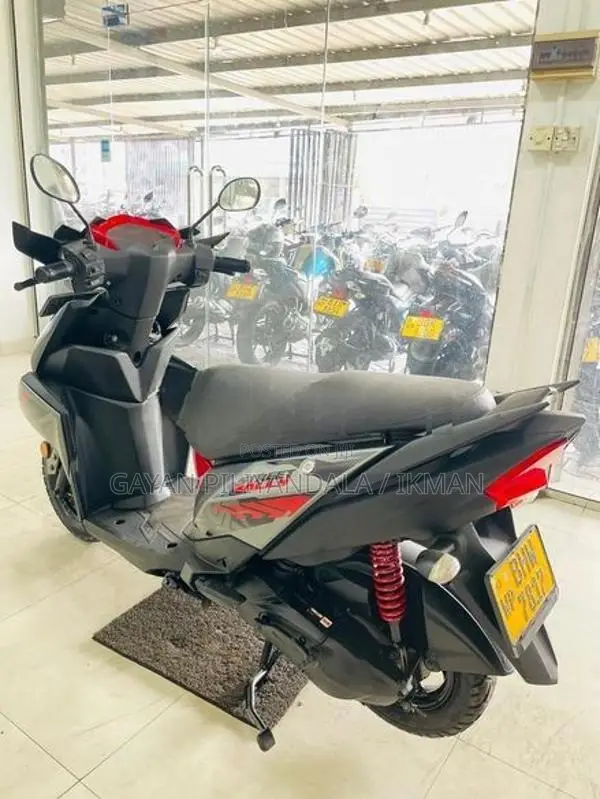 Yamaha Ray ZR Street Rally 2018